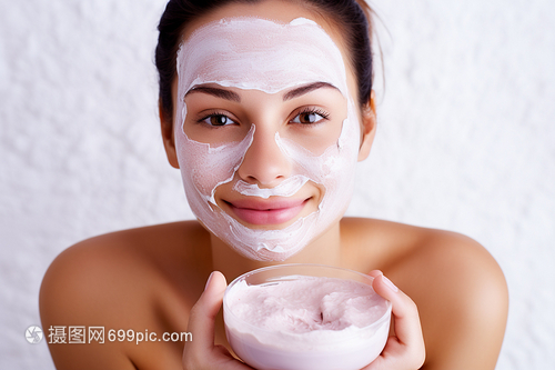 健康去角質(zhì) 科學(xué)選用產(chǎn)品與面膜，煥發(fā)肌膚新生